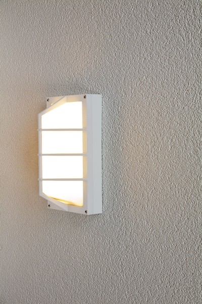 EVN LED Leuchte weiß rechteckig 282x160x125mm 9W 3000K 675lm >80° 220-240V IP54